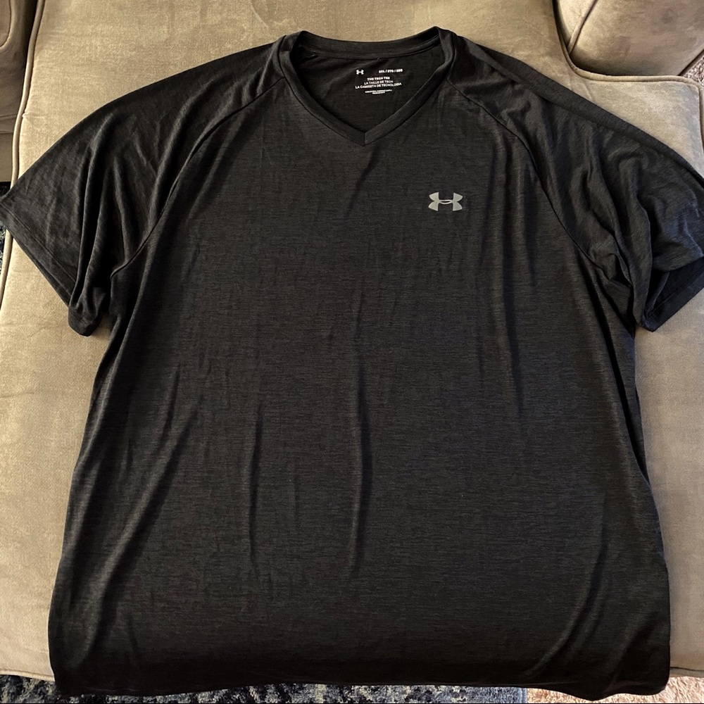 Under Armour Men’s V-Neck Tech Tee, 3XL
